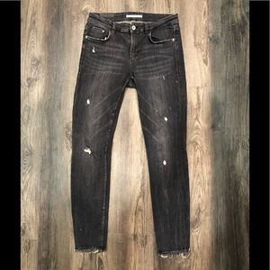 Zara Trafaluc Distressed Black Jeans **EUC **